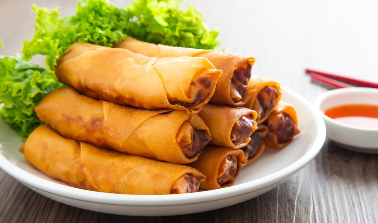 Vietnamese Delicacies: Fresh Spring Rolls and Pho for Beginners